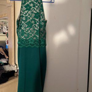 Beautiful Emerald Green Lace Top Dress